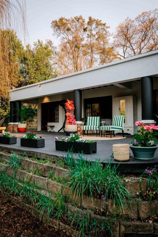 Hyde Park Eco-Tourism Village and Spa - B&B Johannesburg