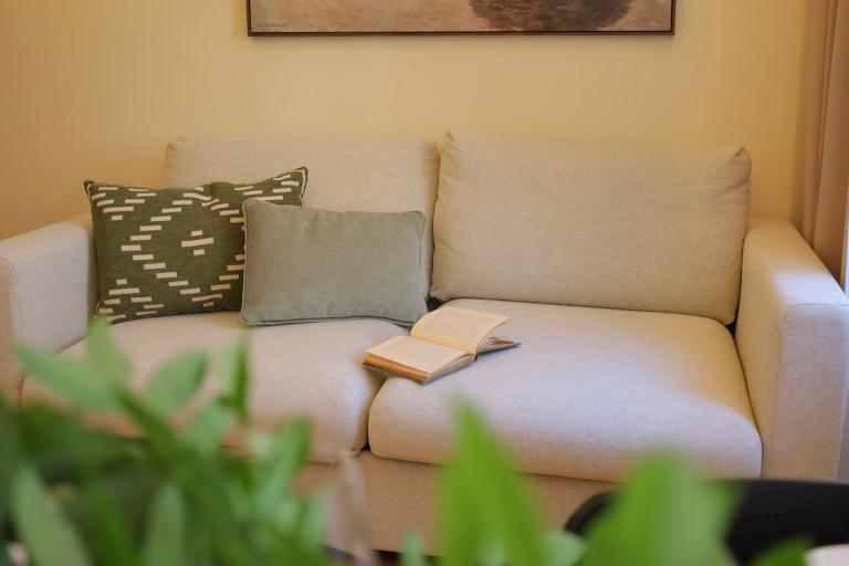 Cozy Apartment near the Prague Tower - B&B Prague