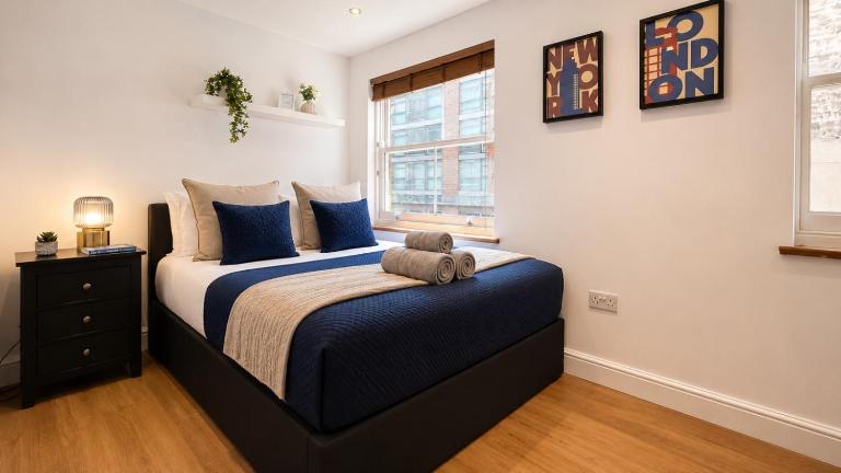 Elegant 4-Bedroom Shoreditch Home with Easy Access to Brick Lane & Liverpool Street - B&B Londra