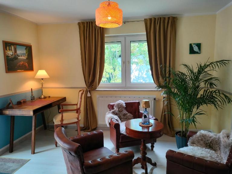 Stilvolles City-Apartment Dresden-Pieschen inkl Parkplatz, Balkon, W-Lan - Bed and Breakfast Dresden