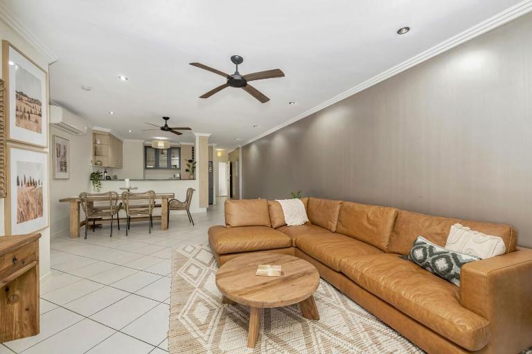 Apartment By The Harbour - B&B Townsville