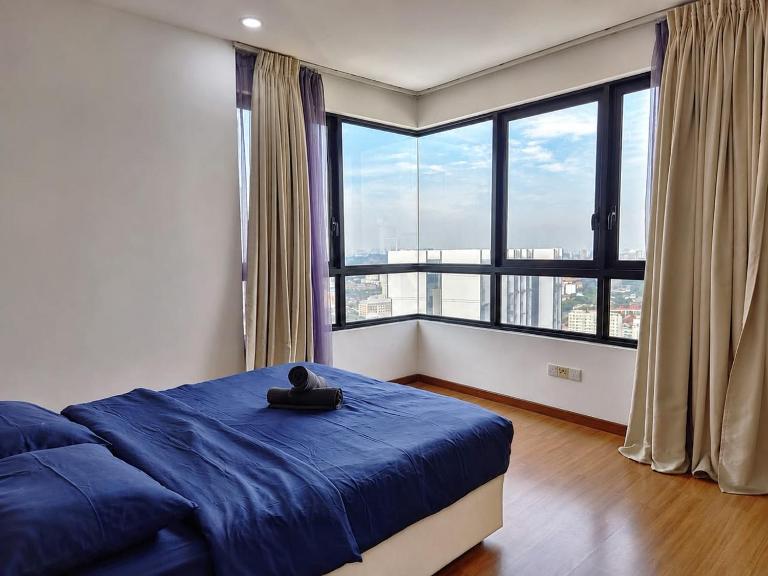 I-Suite, I-City Shah Alam 2R2B # Free Wifi , Parking, High Floor, Stay up to 6 Pax by The Treez Suites - B&B Shah Alam