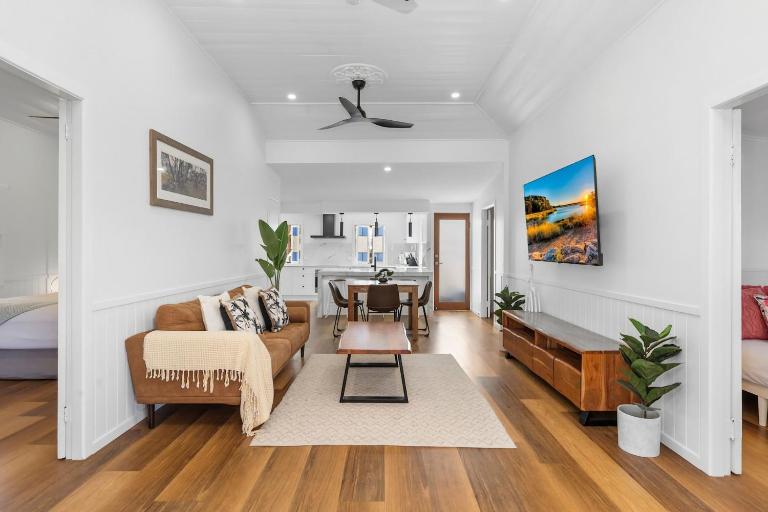 South Townsville Cottage Retreat - B&B Townsville