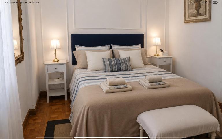 BIENVENIDOS a CASA PINO CENTRO - Bed and Breakfast Logroño
