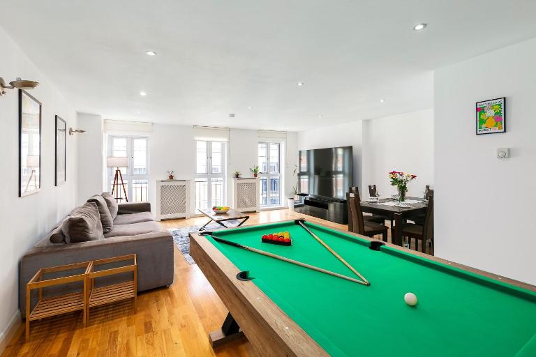 Luxury Family Apartment With 3 Bedroom 2 Bathrooms 2 Balconies Near Old Street Station Sleeps 6 - Chambres d'hôtes Londres