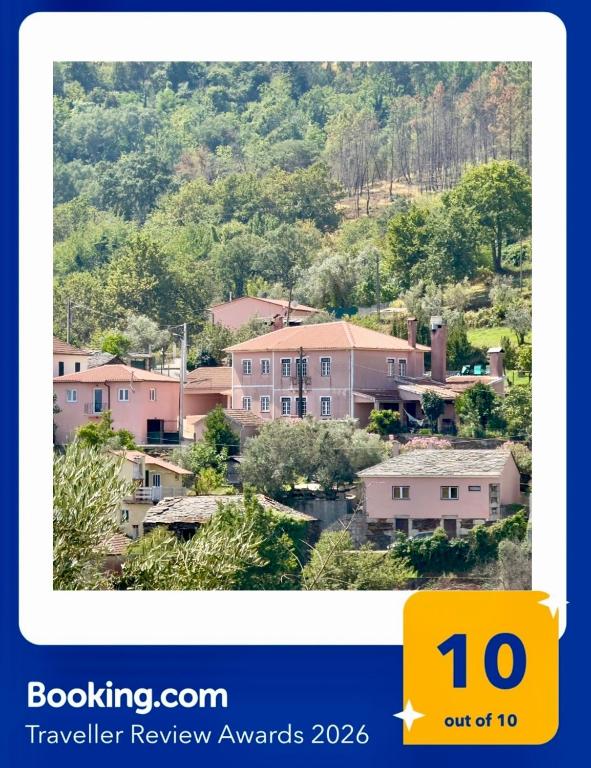 Casas Cor de Rosa - B&B São Martinho das Moitas