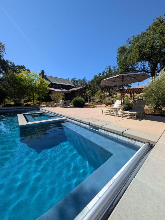 Oaks & MadeiraA Luxury Wine Escape in Paso Robles - B&B Paso Robles