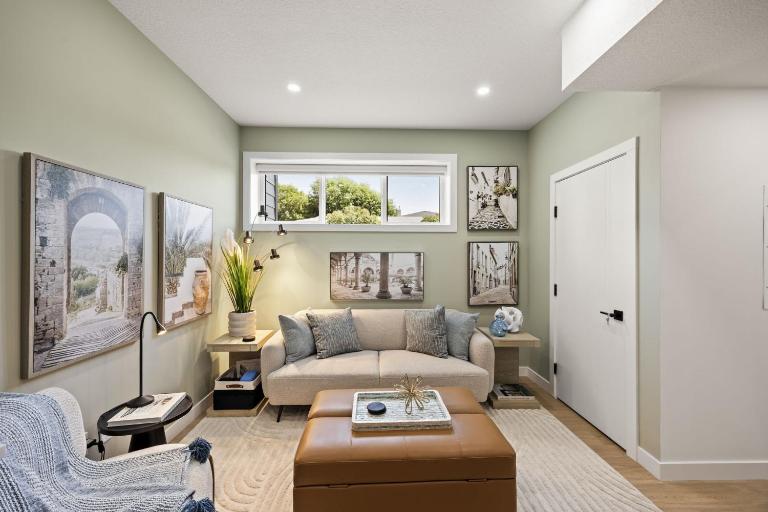 Serene Mediterranean Retreat - B&B Calgary
