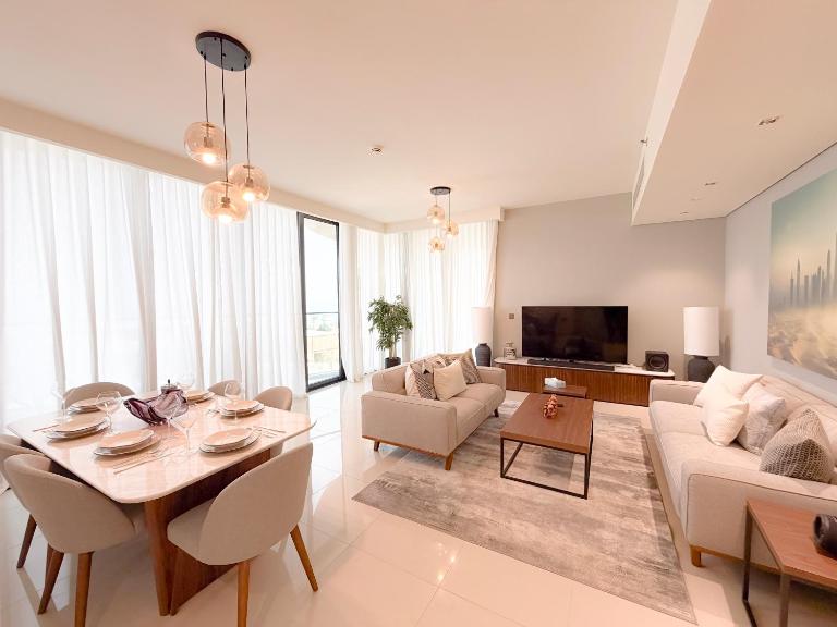 Stunning Full Sea Views from Brand New 3 Bedroom with Maid's room - B&B Ras Al Khaimah