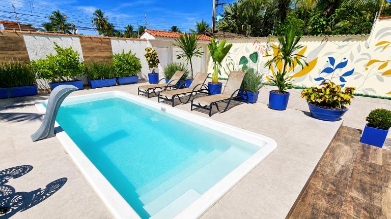 Casa com Piscina e Churrasqueira - Praia Pernambuco - Bed and Breakfast Guarujá