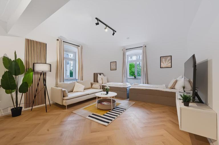Malu Rooms - PREMIUM Appartment im Zentrum - Klima - 24h Check-in - Smart TV - saniert und modern - Ferienwohnung Ludwigsburg