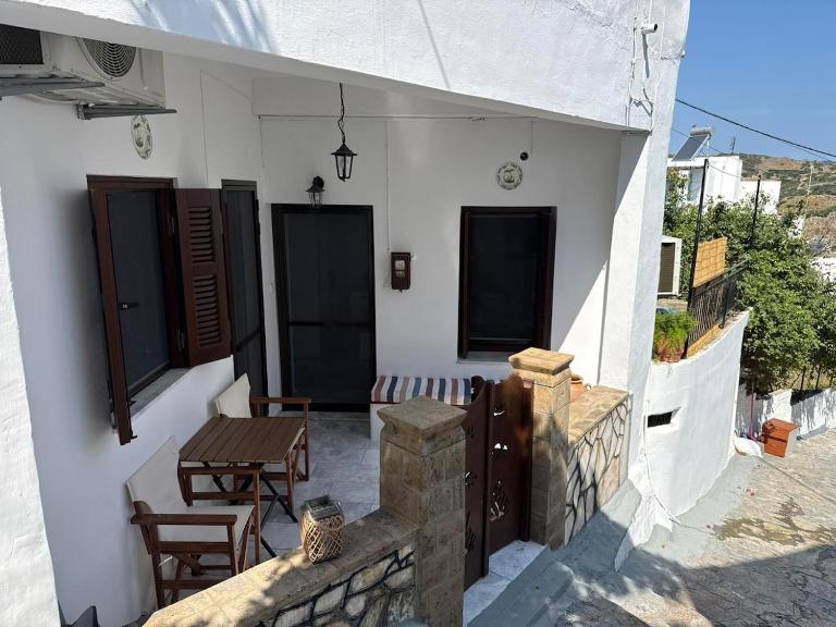 Simple Greece Skyros House - Bed and Breakfast Skýros