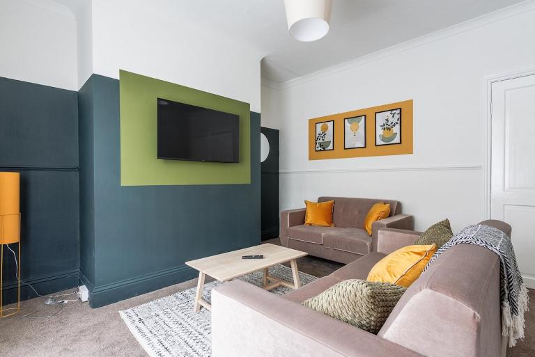 May Street House 2 Beds Sleeps 5 - B&B Bishop Auckland