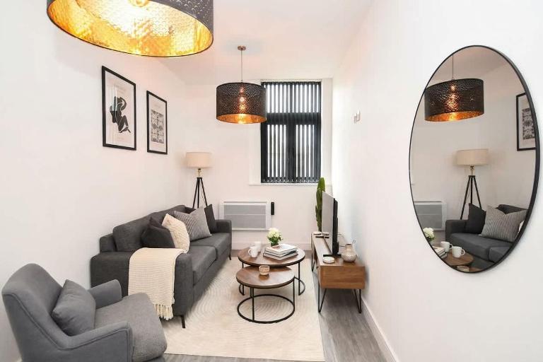 Spacious 1 Bedroom Apartment in Central Wakefield - Bed and Breakfast Wakefield