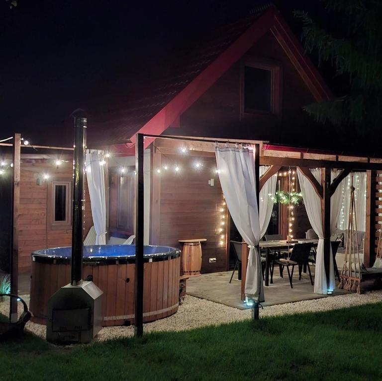 Domek Brzozowa Kropelka - B&B Dąbrówno