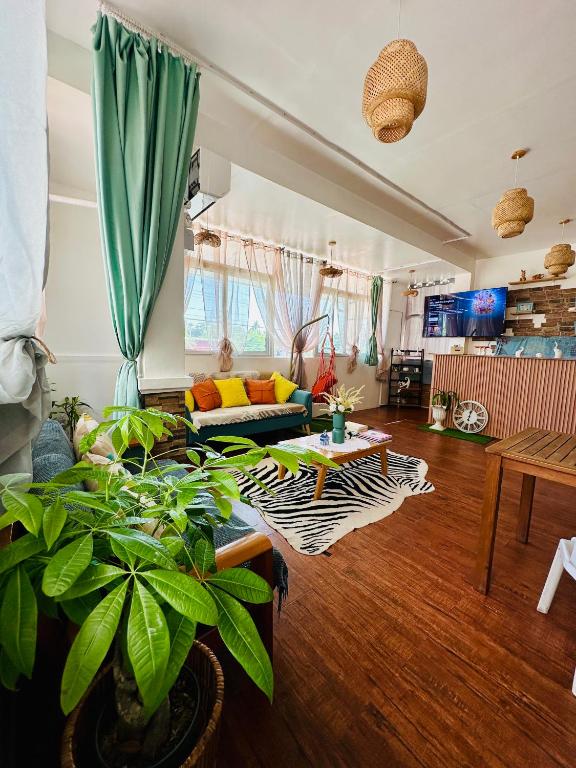 The ComfyNook Hostel - B&B Pasonanca