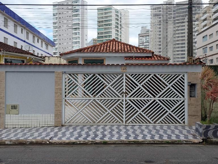 Casa com piscina ao lado do mar - B&B Praia Grande