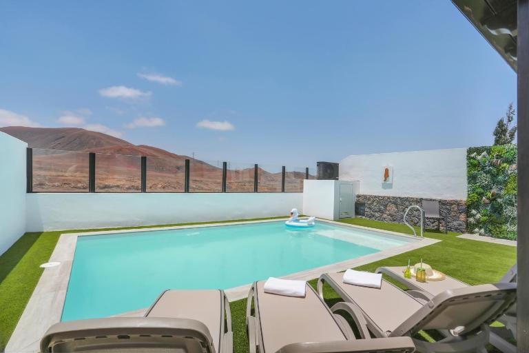 Villa Sun kissed Miralobos by Golden Dunes - Chambres d'hôtes La Oliva