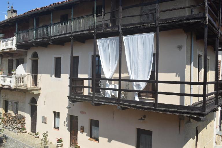 King size 1-bdr apartment close to Biella Candelo and La Bessa - B&B Borriana