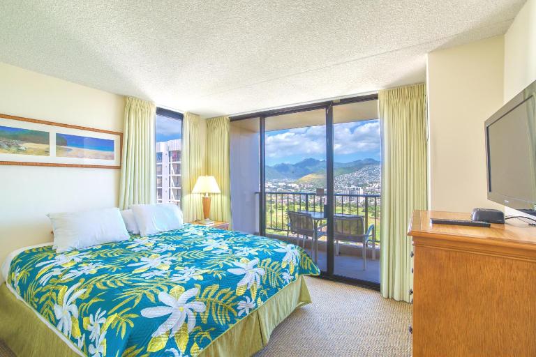 Mountain View Condo, Near Beach, Free Parking! - B&B Honolulu