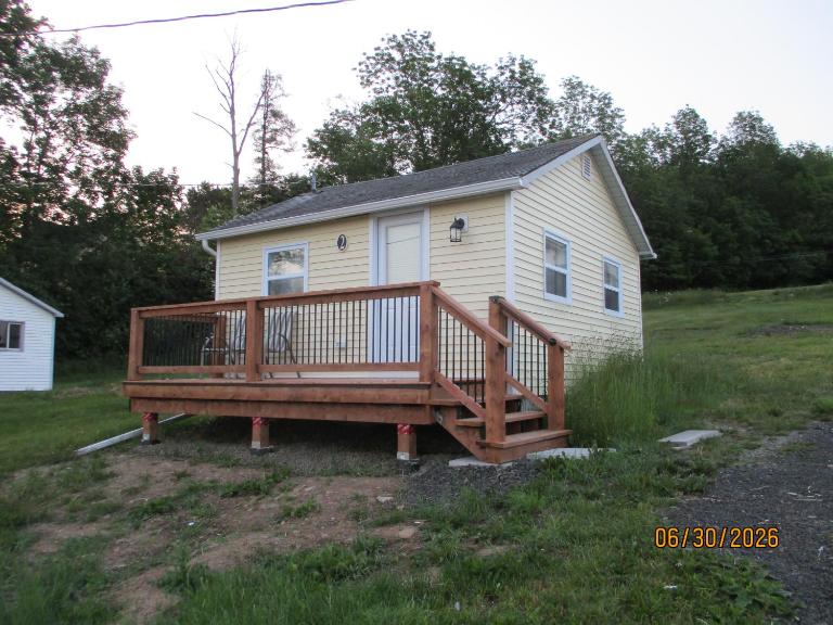 Best View Cabins, Cabin #2 , small one bedroom Cabin - Ferienwohnung Cornwallis