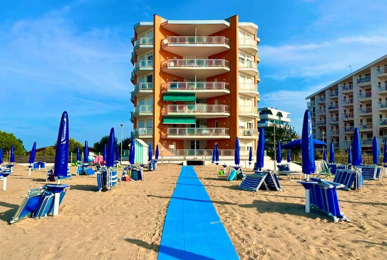 Appartamento con spiaggia privata Liliana a Porto Santa Margherita - B&B Porto Santa Margherita