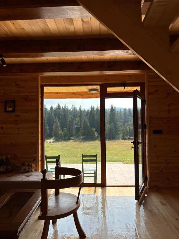 Petros and Paulus - B&B Zabljak