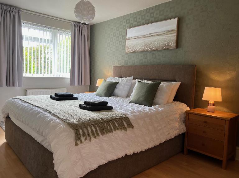 Luxury Super King Bed - Private Flower Garden - B&B Stratford-upon-Avon