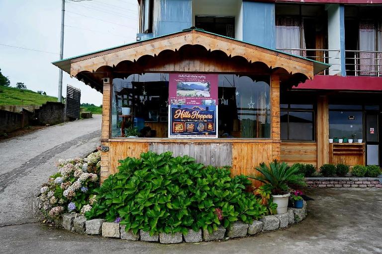 Hills Hopper Homestay - B&B Shillong