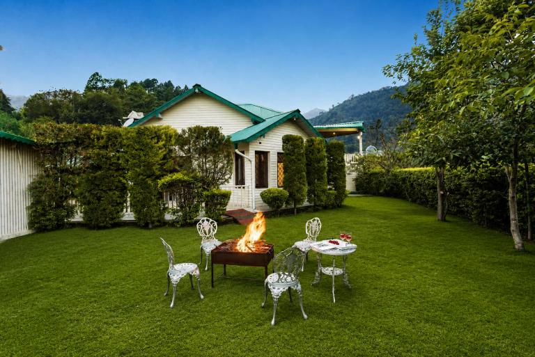 Karinya Villas - Chambres d'hôtes Naini Tāl