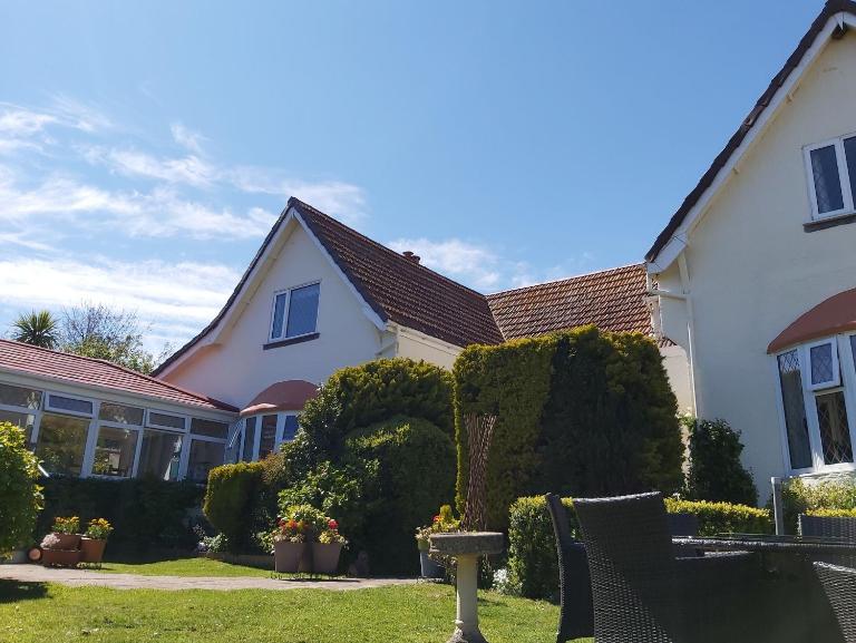 Raddicombe Lodge - B&B Brixham