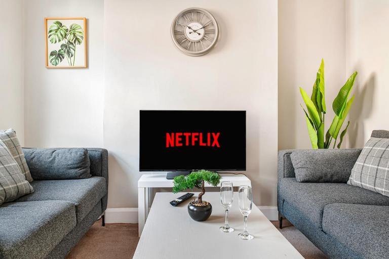 Nottingham Stay with Parking, Garden & Netflix - Ferienwohnung Nottingham