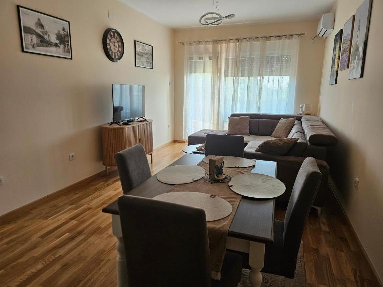 Elena Residence 15min from Belgrade - B&B Pančevo