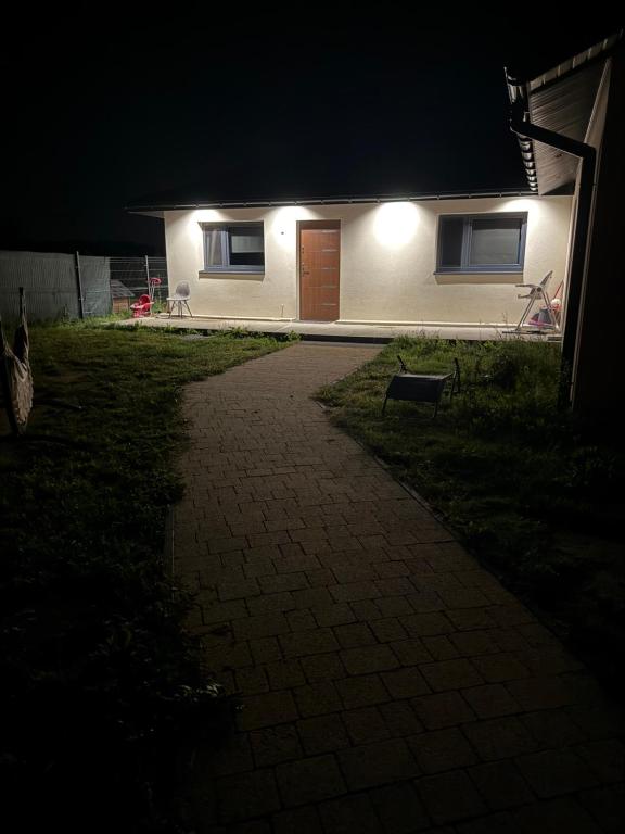 Chill and Grill Apartment - B&B Wola Smolana