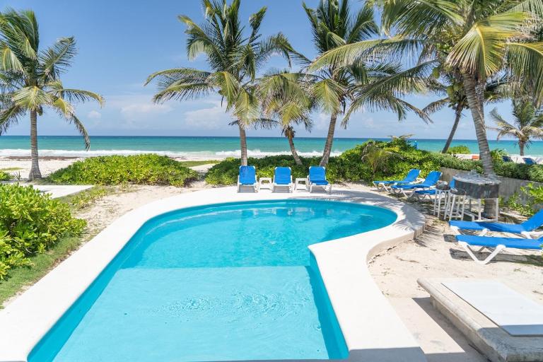 Villa Ixchel-Stunning views, right on the beach! - B&B Puerto Morelos
