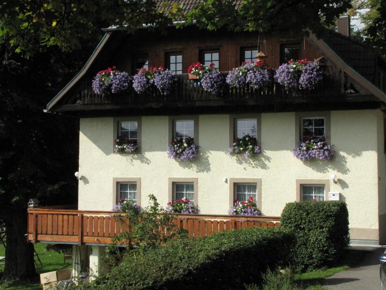 Hirschlehaus - Ferienwohnung Bärental - B&B Hinterzarten