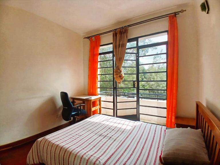 Lavington Budget Ensuite Room - B&B Nairobi