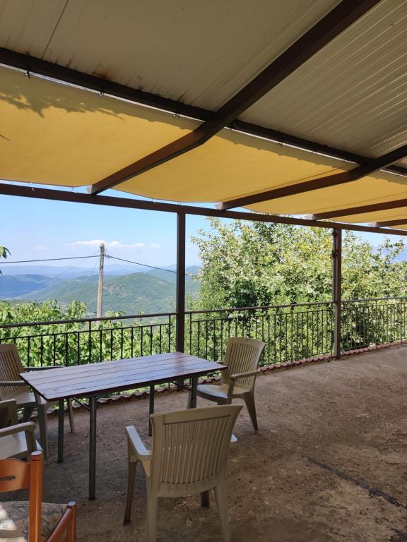 Peristeri Village House - B&B Peristeri