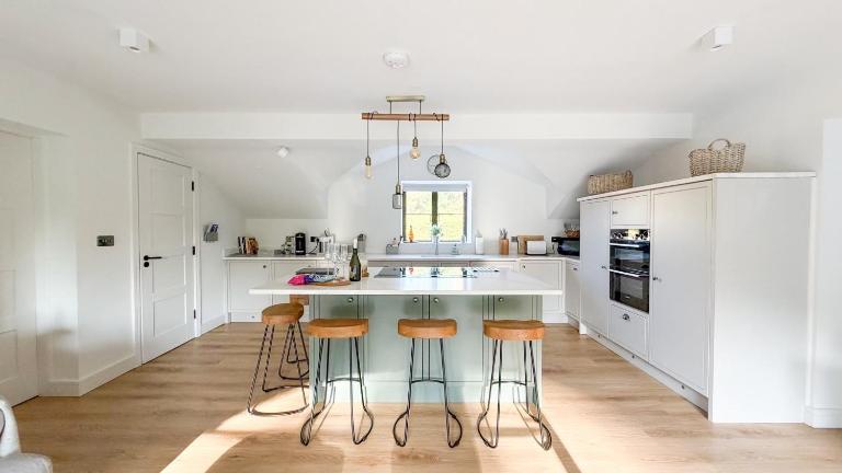 The Coach House, Barrells Court - Ferienwohnung Ullenhall