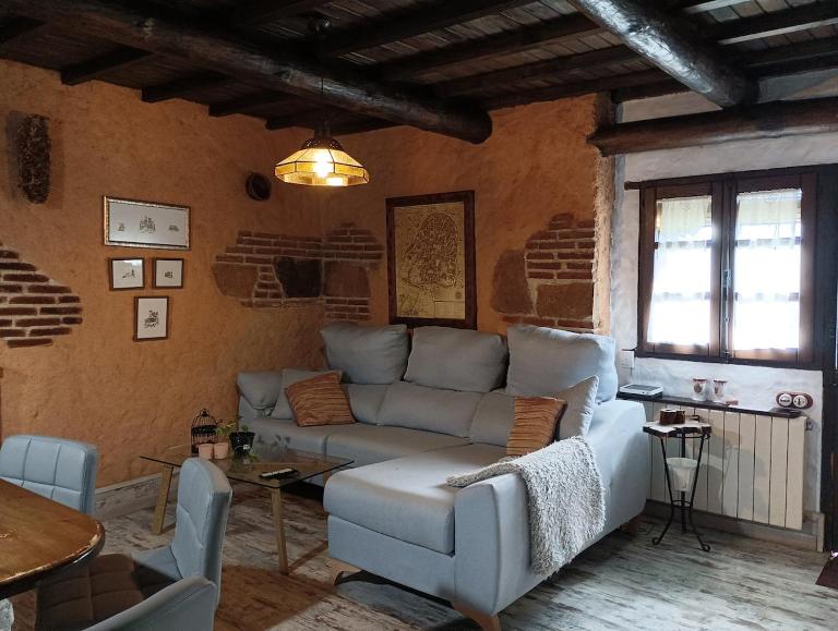 Casa Rural La Hiedra - Bed and Breakfast Sotoserrano
