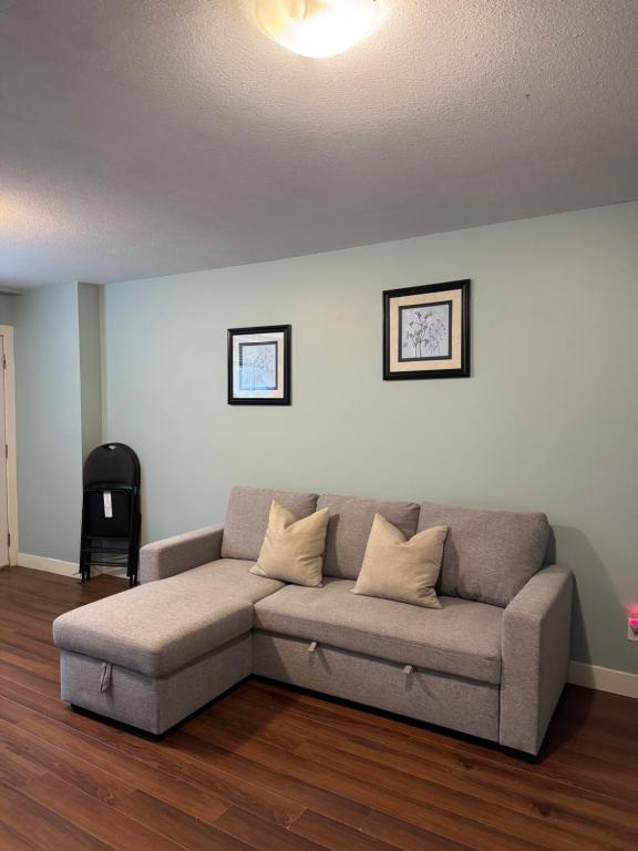 2 bedroom Suite with private entrance - B&B Langley