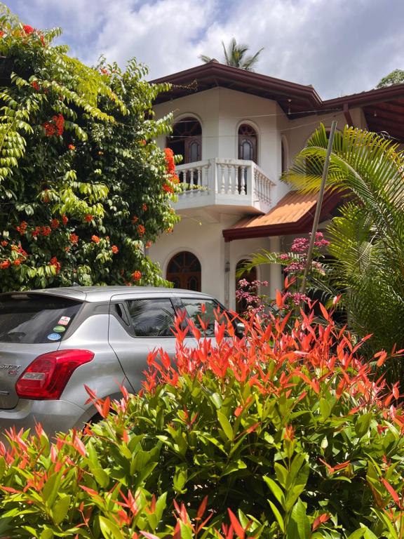 Liyara Villas - B&B Gampola