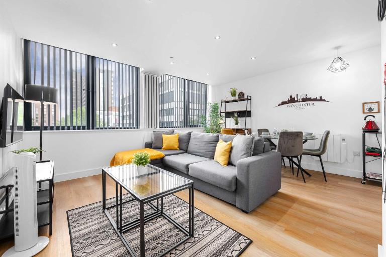 Luxury Old Trafford Flat By City SuperHost - Ferienwohnung Manchester