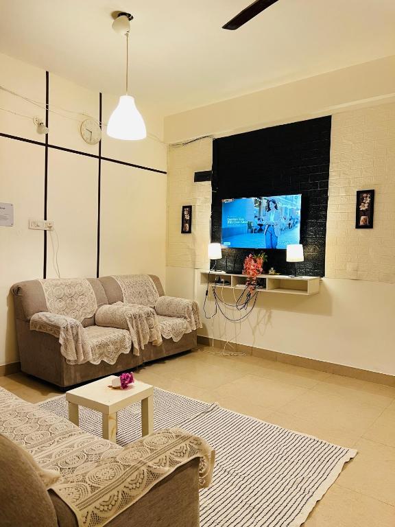 Electrifying Quartz - B&B Bengaluru