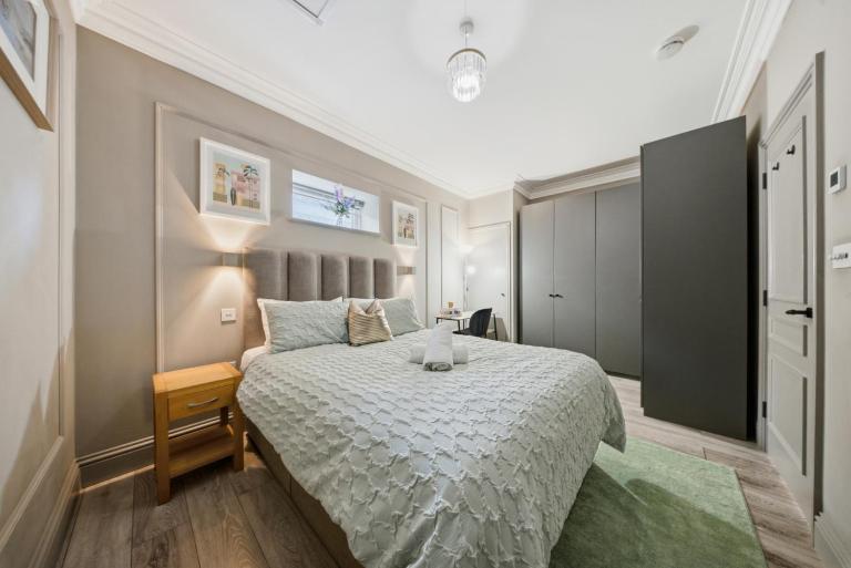 Hampton Court Retreat - Free Parking - Pool Table - Ferienwohnung East Molesey