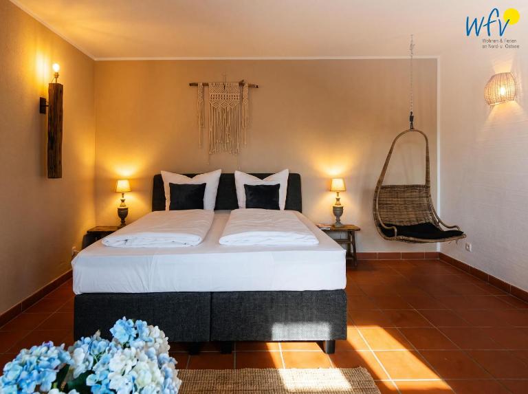 Ferienhaus am Gutspark Drankse Ferienwohnung Strandhafer - B&B Dranske