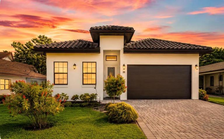 Naples Modern Masterpiece 3BR Pool Spa & Bikes - B&B Naples