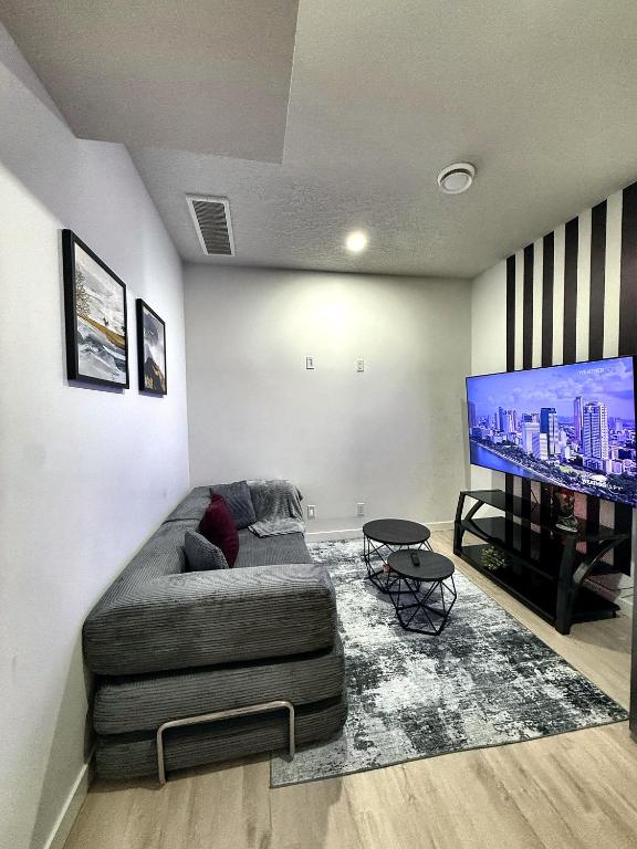 Selah Suite - B&B Edmonton