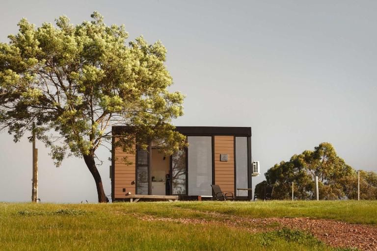 Tallarook Hilltop Tiny House 1 by Tiny Away - Chambres d'hôtes Tallarook