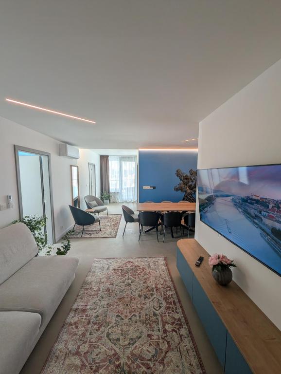 Slavic Industrial Apartments by CHORS - Chambres d'hôtes Bratislava